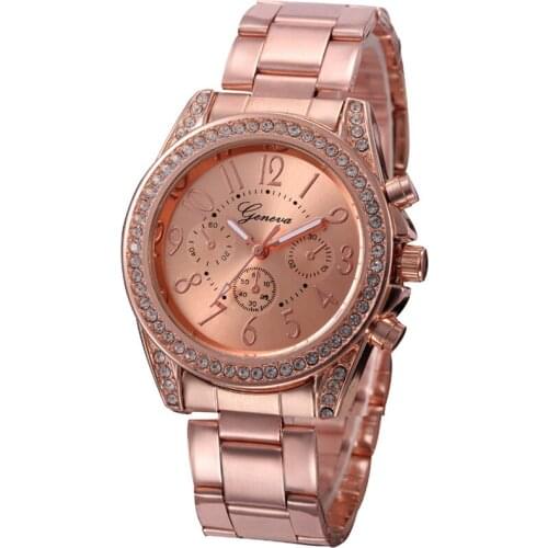 Wholesale New Hot Sale Geneva Metal Watch Women Gold Rhinestone Watches Wholesale Hot Sale Lady Casual Dress Wristwatch 6200
