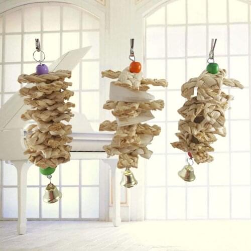 Parrot supplies Toy bird Cuttlebone calcium supplement string Straw nibbling toy Log bite string HZ1012