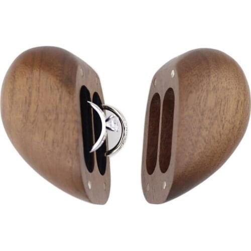 Black Walnut Wooden Engagement Ring Box Solid Wood Heart Shaped Ring Organizer for Proposal Wedding Ceremony Gift