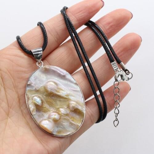 Natural Shell Pendant Pink Pearl Beads Necklace Fashion Jewelry Mother of Pearl Shell Necklace Leather Rope for Women Gift