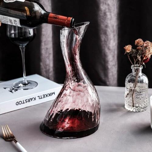 Glass Decanter European Artificial Intelligence Design Swan Neck Waterfall Red Wine Decanter Hip Flask Household Items