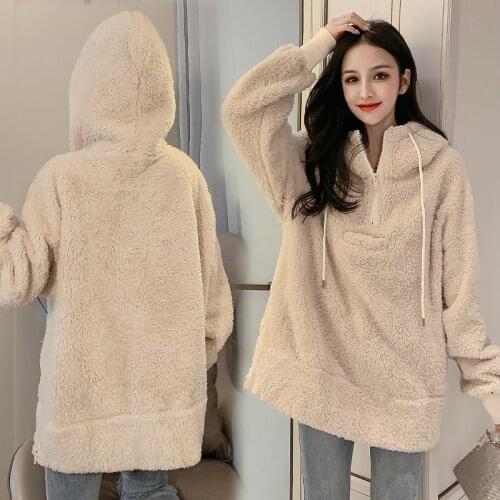 Qiu dong lambs Mao Wei han edition loose clothing female hedge fuzzy female long hooded students lambs wool coat