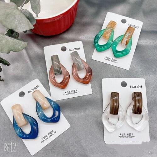 High quality transparent crystal earrings for women with shimmering geometric crystal earrings wedding party jewelry gift 2020