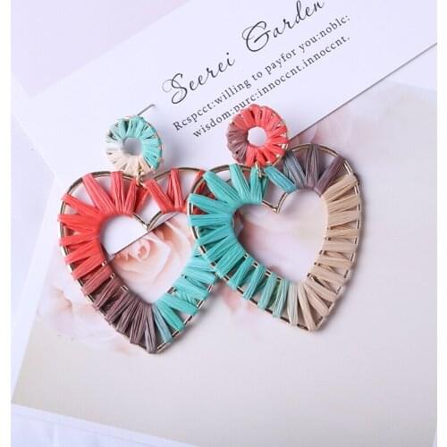 European And American Fashion New Temperament Hand-Woven Pendant Geometry Heart Shape Raffia Alloy Earrings