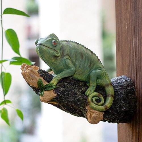 Innovative Chameleon Lizard Garden Statue Outdoor Waterproof Resin Hanging Tree Decor Exquisite Garden Home Decoration