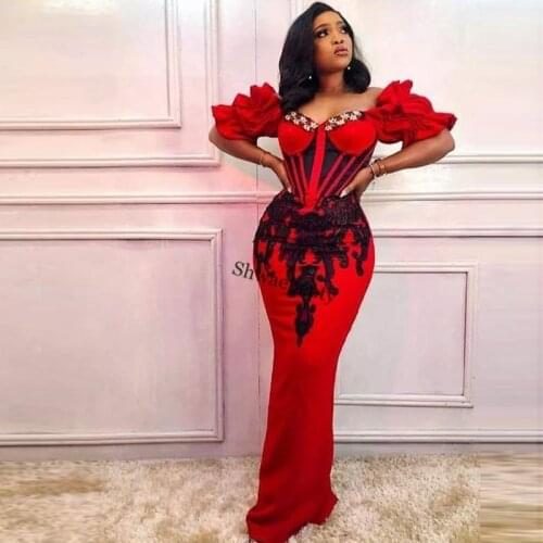 Shwaepepty Sexy Red And Black Tight Prom Dresses Sexy Off Shoulder Lace Appliques Corset Plus Size Long Formal Evening Gowns