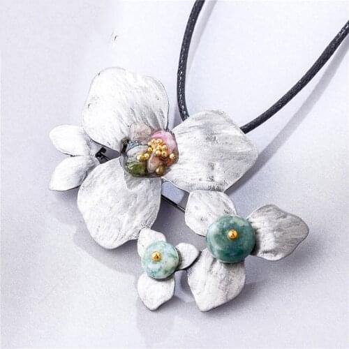 Vintage Plant Long Necklace for Women Leaf Flower Pendants Rope Chains Costume Jewellery Suspension Choker Accessories Wholesale