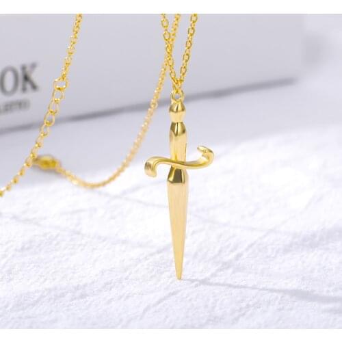 European Knight Sword Necklace Classic Jewelry Soldier Honorable Weapon Cross Sword Pendant Necklace Stainless Steel Accessories