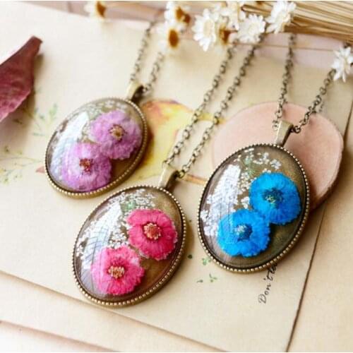 1PC Original Handmade Real Dry Small Daisy Flower Glass Necklaces & Pendants Women Leather Chain Retro Boho Jewelry