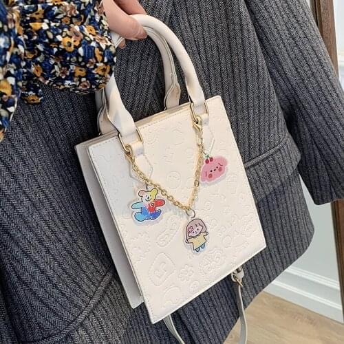 2021 new trendy fashion high-end Internet celebrity messenger bag versatile portable tote bag