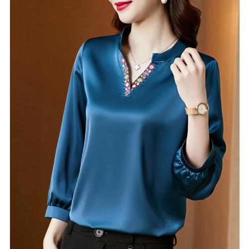 BOYASHENE Women's Shirts With Embroidery