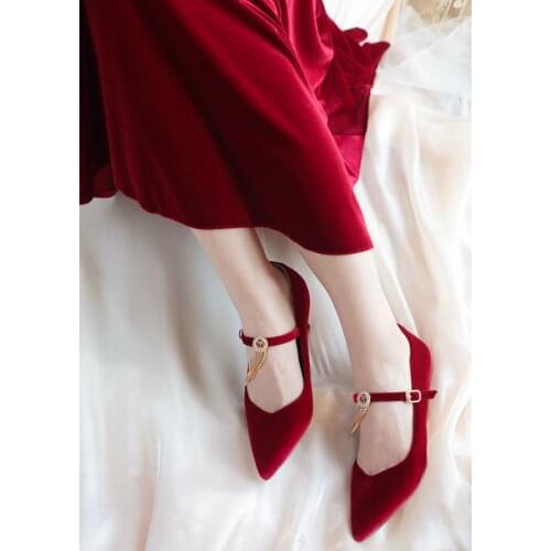 Wedding Shoes 2021 New Winter Red High heeled Shoes With One Button Stone Tassel Graceful Lady Lovely Female Wine Red Pumps