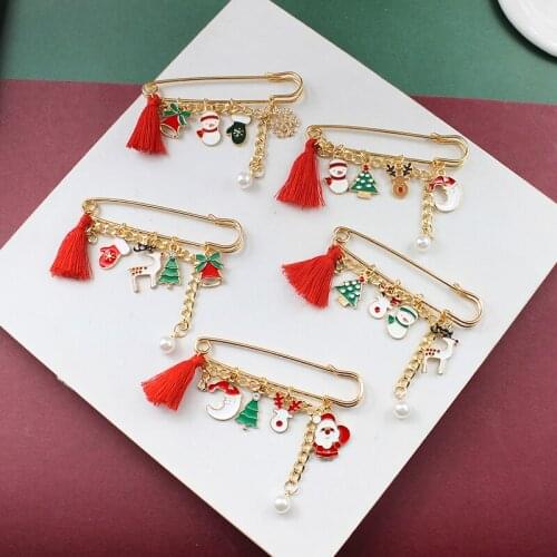 Christmas jewelry Ladies Pin Brooch Corsage scarf Lock catch Santa Claus Elk Snowman reindeer Snowflake gloves female Xmas Gift