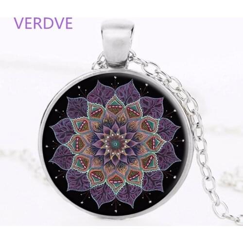 Hot! Round glass jewel jewelry necklace pendant necklace henna mandala flower necklace om symbol Zen Buddhism