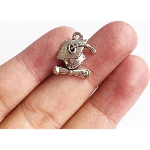10pcs /Lot 17x16mm Graduation Cap Charms Tibetan Silver Color Pendant For Making Fit DIY Jewelry Handmade Accessories Crafts