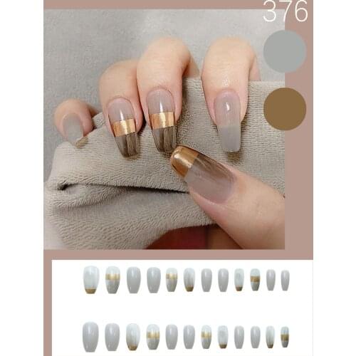 High Quality Medium and Long Fake Nails Golden Gray Grid Nail Art Stickers Finished Nails 24 Pieces With Glue