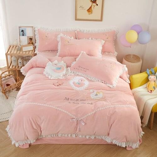 Luxury Flannel Velvet Princess style Bedding Set Warm Fleece Ruffles Duvet Cover Bed Sheet Pillowcases Queen King Size 4Pcs