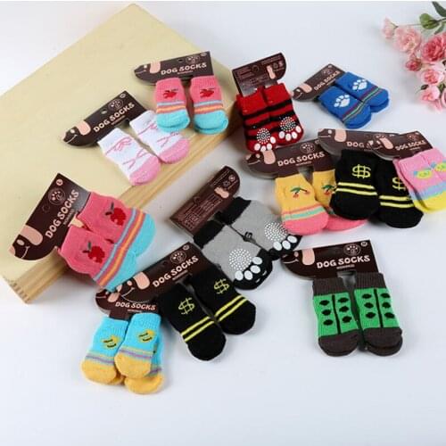 The New Cotton knitting wool Dog Socks Soft Pet Cat Puppy Socks dog footprints Pet doggy shoes with Bottom Non-slippery Socks