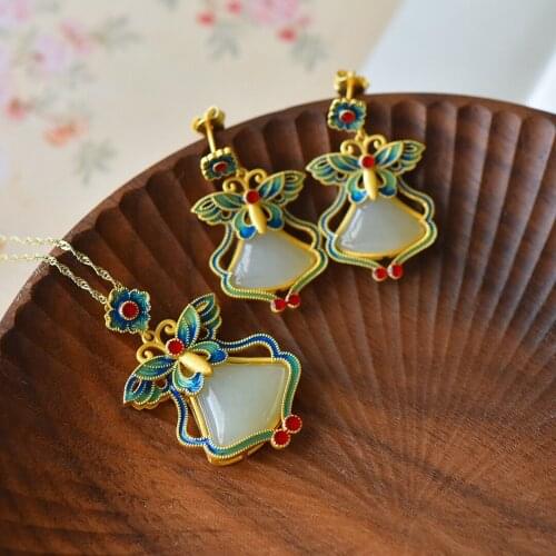 2021 New Khotan Jade Jewelry Set Vintage Ethnic Style Dancing Butterfly Pendant Necklace Ancient Gold Earrings For Women