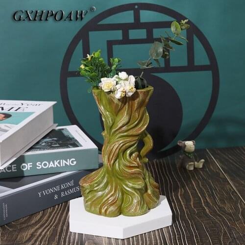 Modern Art Nordic INS Resin Vase Ornamental Artist Home Decoration Flower Pot Personality Creative Living Room Bedroom Ornaments
