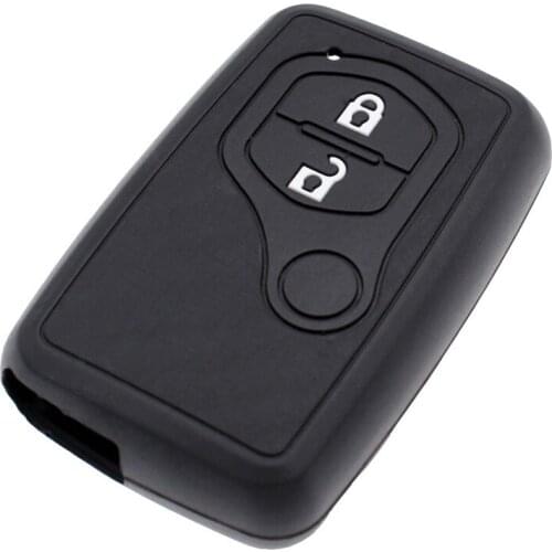 Rubber Carbon Car Key Case Cover For Toyota Land Cruiser Prado 150 Camry Prius Crown Subaru Foreste XV Keychain Silicone Holder