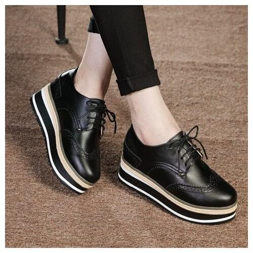 Spring Leather Women Flat platform Shoes Brogue Vintage Shoes For Women Leather Female Derbies Footwear chaussures femme