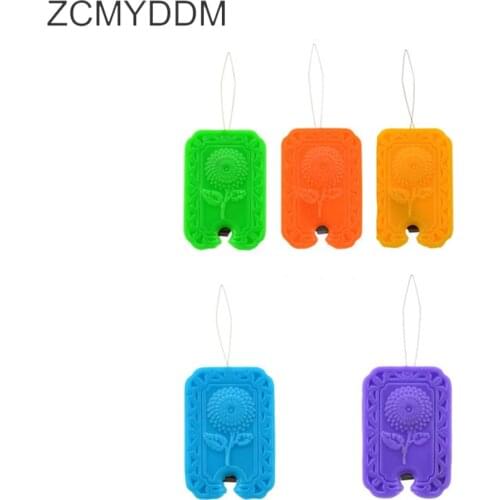 ZCMYDDM 3/5/10pcs Multi-function Sewing Needle Threader with Knife for Cross Stitch Needlework DIY Sewing Tools Accessories