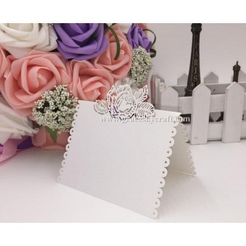 50Pcs/lot free shipping hollow flowers rose shaped text personalized laser cut Wedding Seat Name table holder Invitation Cards
