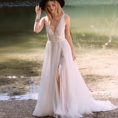 Country Wedding Dress V Neck Sweep Train Appliques Tulle Front Split Garden Beach Boho Bridal Gowns Vestidos De Novia Plus Size