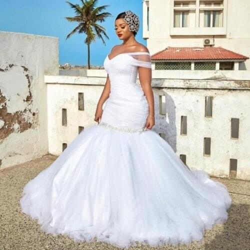 High Quality One Shoulder Garden Wedding Dresses Sweep Train Tulle Mermaid African Bridal Gowns with Beads