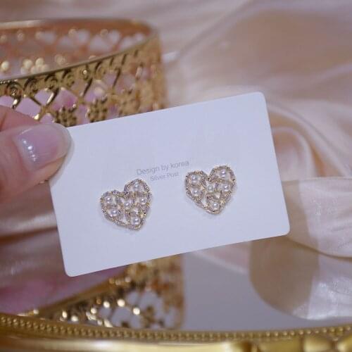 14k Real Gold Plated Fashion Jewelery Crystal Pearl Hollow Love Exquisite Stud Earrings for Woman Holiday Party Elegant Earring