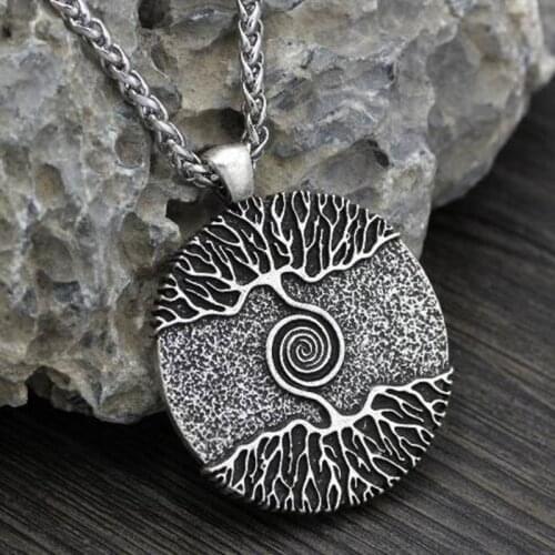 Vintage Punk Viking Tree of Life Nordic Amulet Pendant Necklace Mens High Quality Metal Rock Party Biker Jewelry