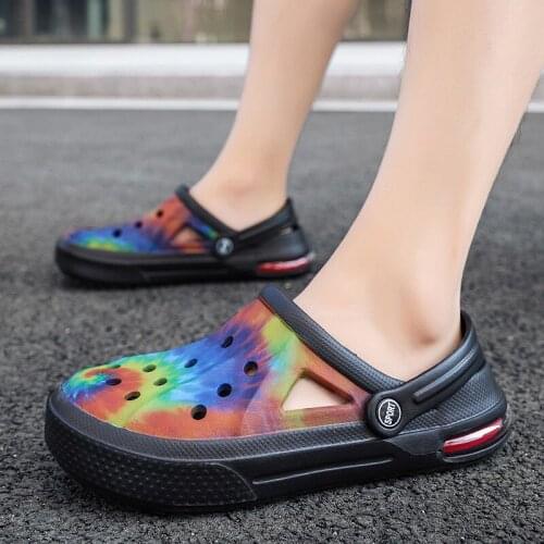 Sandals Hole Shoes Beach Sandals Home Slippers Camouflage Summer Men and Women Casual Garden Shoes 2021
