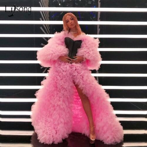 Modern Chic Pink Ruffles Tiered Lush Prom Dresses Puffy Half Sleeves Sexy Split Long Prom Gowns Unique Birthday Party Dress