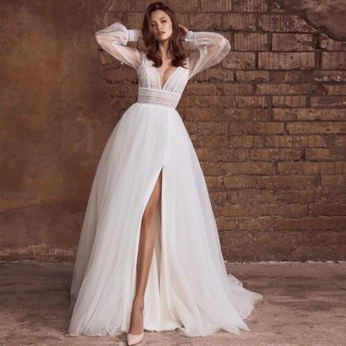 Sexy Wedding Dresses Tulle Pleat Appliques V-Neck Full Sleeve Backless A-Line Bridal Gowns Novia Do 2021 New Party
