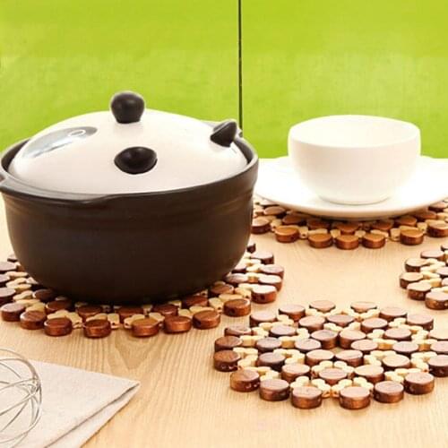 1pcs Desk Table Mats Round Bamboo Place Mat Chinese Style Insulation Pads Against Coasters Hollow Wooden Pot Cup Mat Kitchen
