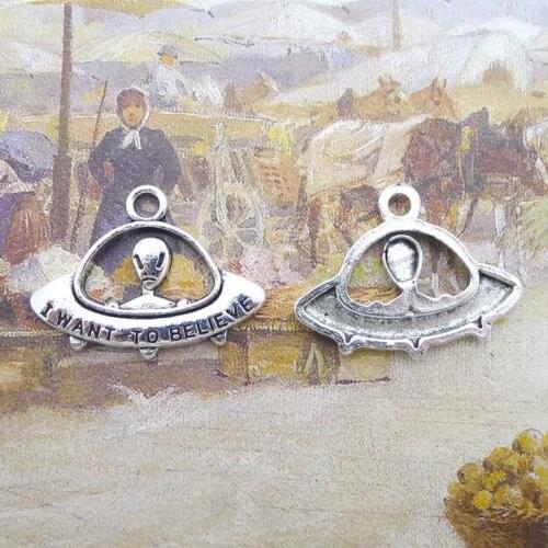 10 Pieces 22*30mm Mixed Alloy Antique Silver Color Planet Alien Charms Vintage Bracelet Pendant Accessory For DIY Jewelry Making