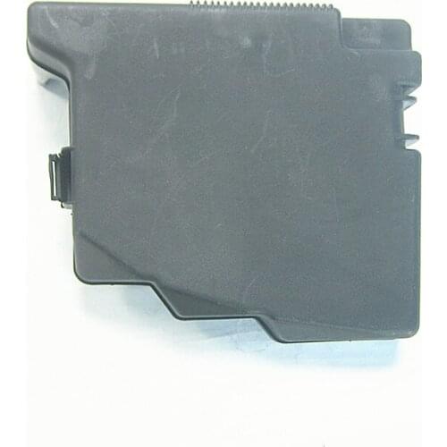 Car accessories Interiors fuse box upper cover DG80-66-76Y for Mazda 2 2007-2012 DE