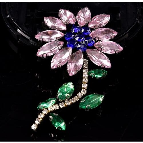1PCS Pink Rhinestone Flower Beaded Patch for Clothing Sewing on Beading Applique DIY