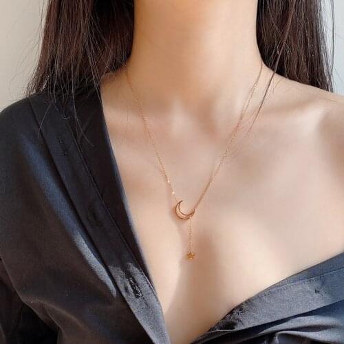 2021 Fashion Necklace Temperament Rose Gold Cold Wind Star And Moon Niche Design Pendant Clavicle Chain