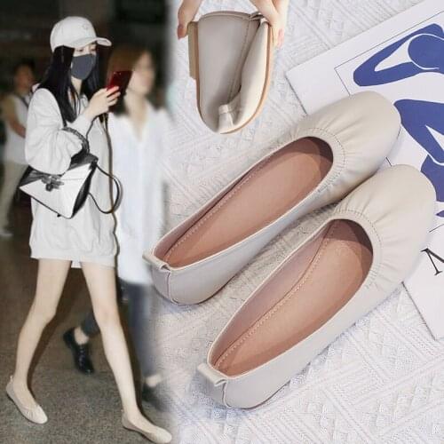 Leather granny shoes womens super soft flat leather pregnant womens spring Doudou comfortable British style versatile soft sol