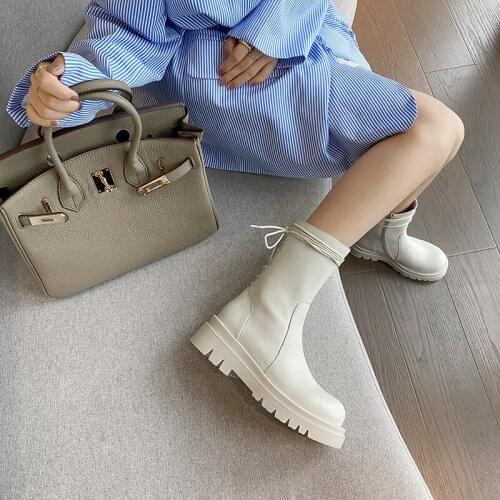 QZYERAI 2021 New Winter Genuine Leather Chelsea Boots Women Platform Ankle Boots Flat Ladies Slip-on Short Booties