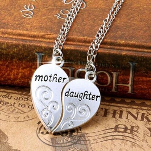 2Pcs/Set Women Necklace Mom Mother & Daughter Love Heart Pendant Charm Chain Necklace Banquet Evening Party Gift Girls Necklace