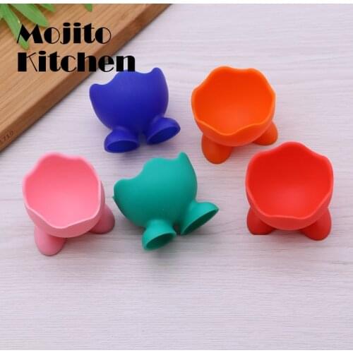 5Pcs Silicone Egg Cup Holders Colored Soft Creative Serving Cups for Living Room Home Kitchen (Random Color)