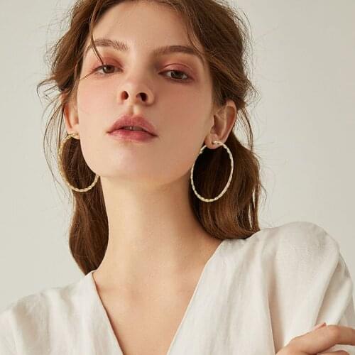Golden Big Hoop Earrings Korean Geometry Metal Gold Earrings For Women Female Retro Drop Earrings 2020 Trend Fashion Jewelry