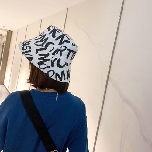Bucket Hat Designer Korean Style Letter Printed Fishermans Hat White Sunshade Hat Spring / Summer Leisure Sunscreen Hat Man