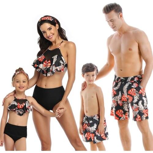 Matching Clothes Family Outfit Couple Twinning Mother and Daughter Swimwear Bikini Son Dad Outfits Summer Beach Shorts Boy