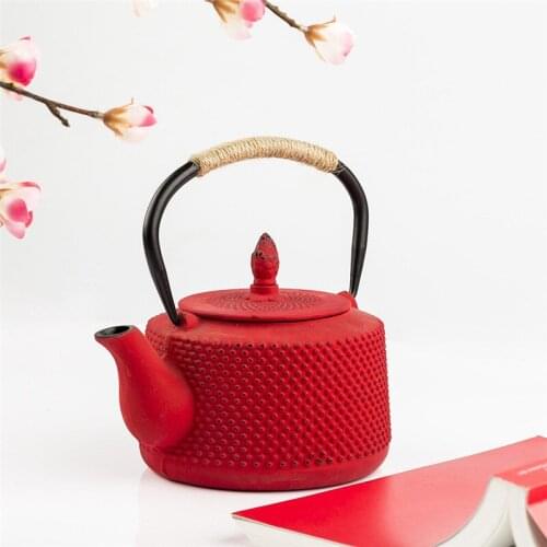 Hot foreign trade red and yellow iron pot 680ml0.7 iron pot factory wholesale restaurant fashion tea set