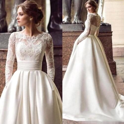 Vintage Ivory Satin Lace Appliqued Bateau Long Sleeves Wedding Dresses Luxury Plus Size Bridal Gown Vestios De Novia