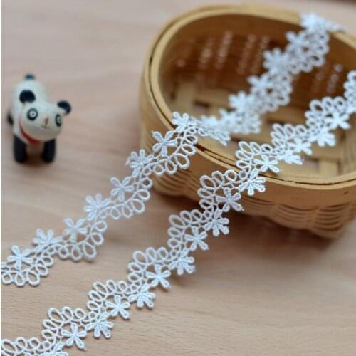 5 Meters 2.3cm Width Off White Lace Flower Ribbon Sewing Craft Lace Trim Embellishment